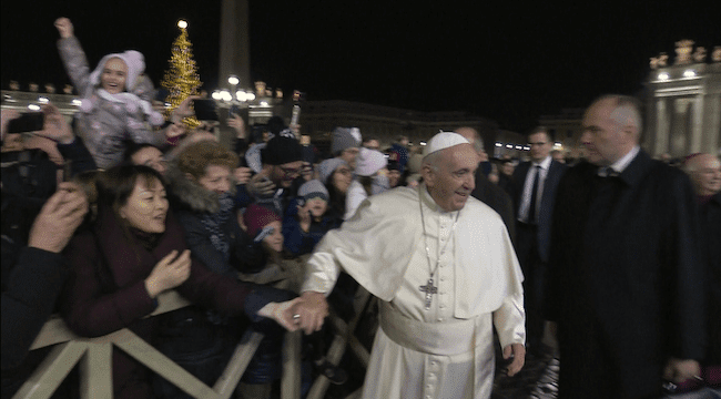 Pope begins New Year with apology and prayers for peace