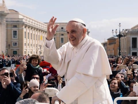 Pope warns clergy against bitterness