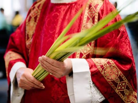REVISED Guidelines for Holy Week under Epidemic for the Catholic Diocese of Hong Kong REVISED Guidelines for Holy Week under Epidemic for the Catholic Diocese of Hong Kong