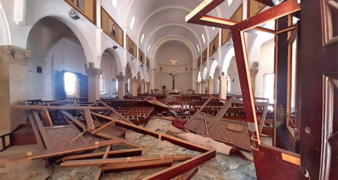 Lebanese priest calls for prayers and support after explosion Lebanese priest calls for prayers and support after explosion