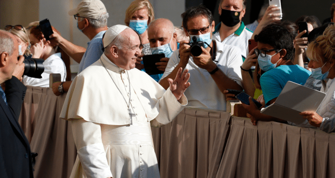 Common good must motivate search for vaccine pope says