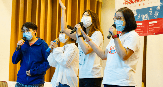Gospel presentations bring hope Gospel presentations bring hope