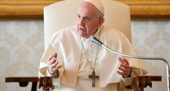Priests must be welcoming fathers like St. Joseph, pope says Priests must be welcoming fathers like St. Joseph, pope says