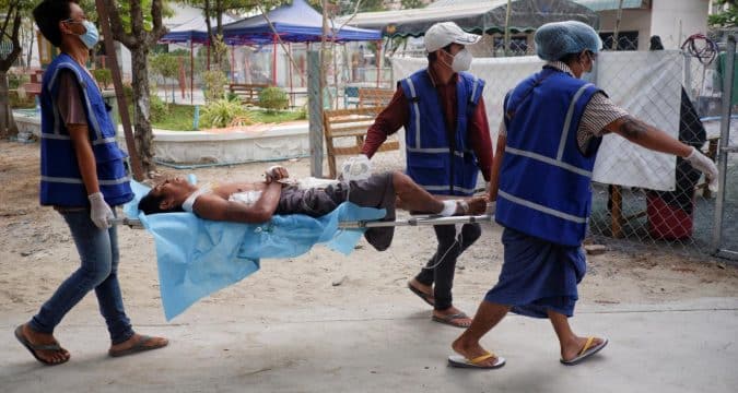 Military search of churches in Myanmar decried Military search of churches in Myanmar decried
