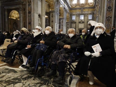 Sick must be cared for in body and soul, pope says Sick must be cared for in body and soul, pope says