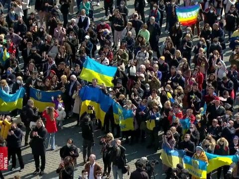 Video: Pope Francis calls for peace and open humanitarian corridors in Ukraine Video: Pope Francis calls for peace and open humanitarian corridors in Ukraine