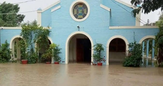 Relief pops up amid raging floods in Pakistan