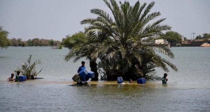 Aid arrives for families devastated by Pakistan floods Aid arrives for families devastated by Pakistan floods