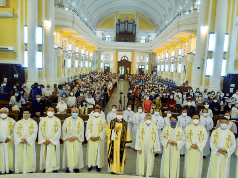 Bishop Chow joins migrants’ day celebration