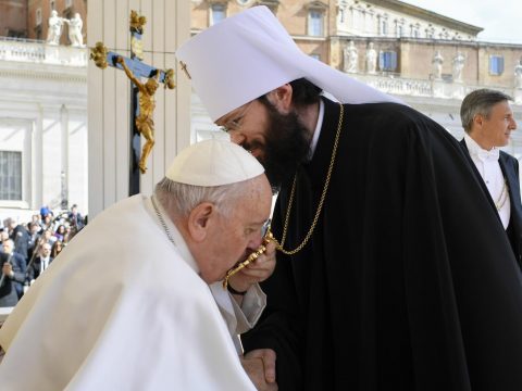 Pope greets Russian Orthodox official Pope greets Russian Orthodox official