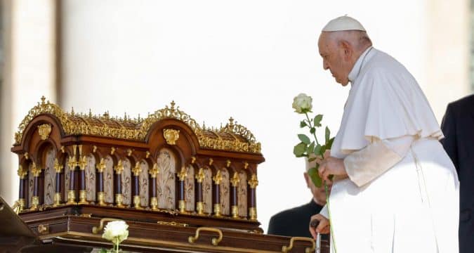 Pope plans to write document dedicated to St. Thérèse of Lisieux Pope plans to write document dedicated to St. Thérèse of Lisieux