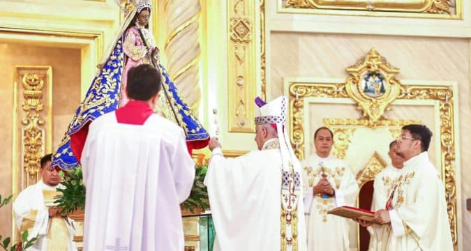 Pope Francis honours Our Lady of Antipolo with golden rose