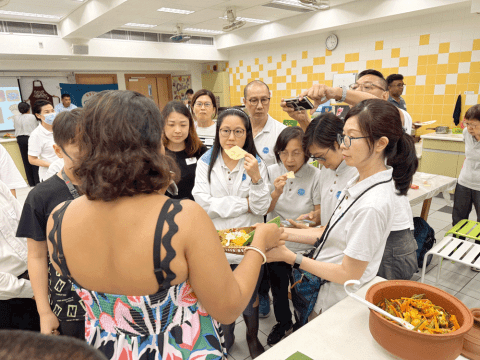 A kitchen for the displaced to show their talents