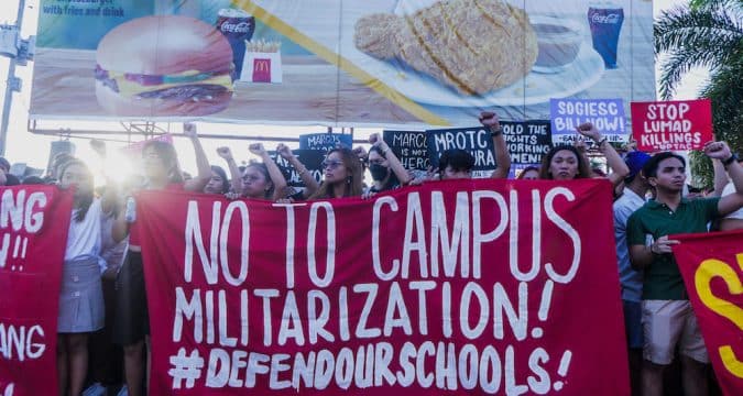 Rights groups slam Philippine police over violent dispersal of students protest Rights groups slam Philippine police over violent dispersal of students protest