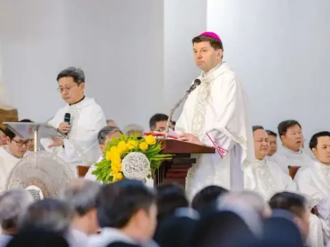 Vatican envoy hails Vietnam’s Catholic charity tradition
