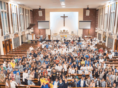 Cardinal urges young people to embrace vocation over utilitarianism