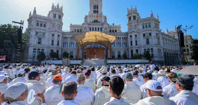 Pope Leo’s Corpus Christi Mass in Madrid draws 1.2 million