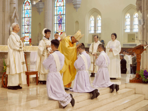 Hong Kong celebrates the ordination of three new diocesan priests Hong Kong celebrates the ordination of three new diocesan priests