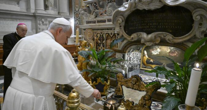 Pope Leo XIV pays surprise visit to abbey at Monte Cassino