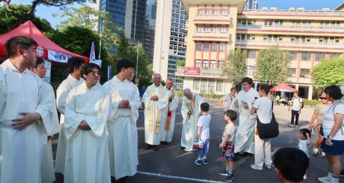 Over 8,000 attend Holy Spirit Seminary open day